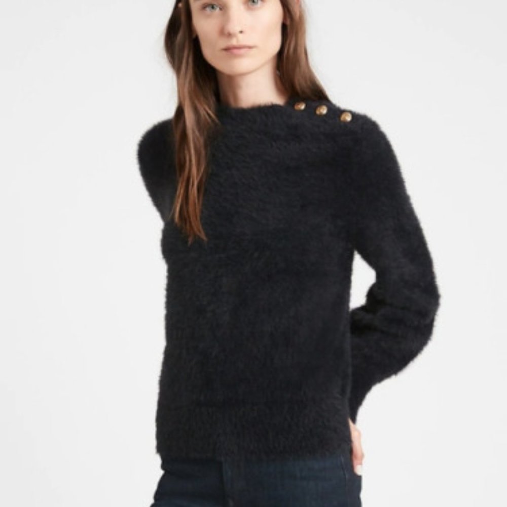 Super Soft Fuzzy Shaggy Black Mohair Eyelash Banana Republic Sweater XL NWT